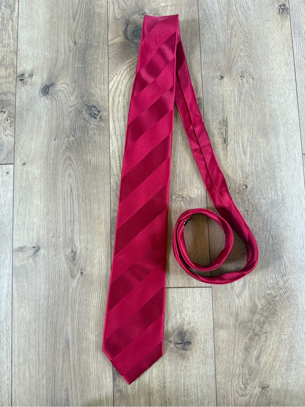 Donald J. Trump Tie Men's Red Striped 100% Silk Handmade Signature Collection